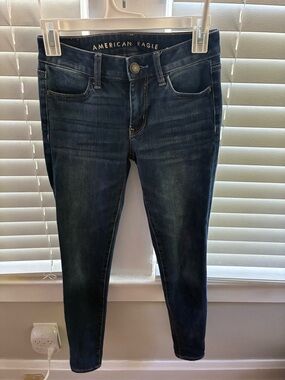 American Eagle Outfitters Women's Dark Wash Skinny Jeans